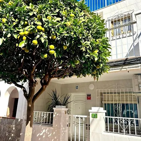 Casa Centro Mar Y Sol * Фуэнхирола