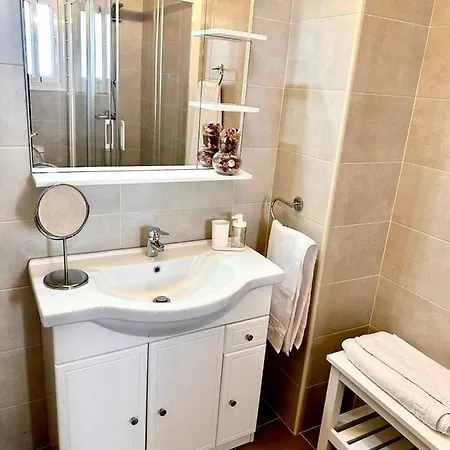 Casa Centro Mar Y Sol * Фуэнхирола